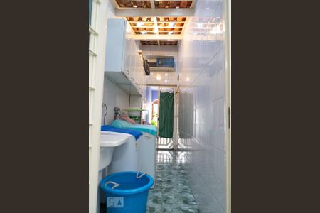 Casa à venda com 149m², 3 quartos e 2 vagas Casa à venda com 149m², 3 quartos e 2 vagasÁrea de serviço