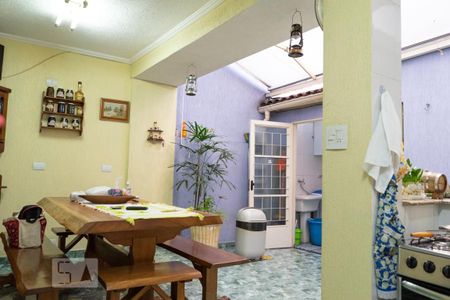 Casa à venda com 149m², 3 quartos e 2 vagas Casa à venda com 149m², 3 quartos e 2 vagasCozinha 2