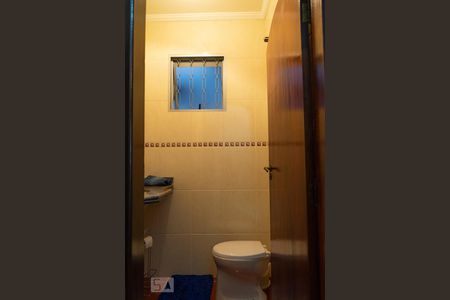 Casa à venda com 149m², 3 quartos e 2 vagas Casa à venda com 149m², 3 quartos e 2 vagasLavabo