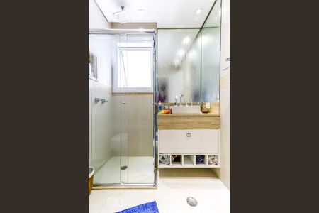 Casa à venda com 600m², 4 quartos e 4 vagas Casa à venda com 600m², 4 quartos e 4 vagasBanheiro da Suíte 3