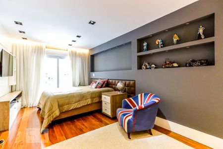 Casa à venda com 600m², 4 quartos e 4 vagas Casa à venda com 600m², 4 quartos e 4 vagasSuíte 3