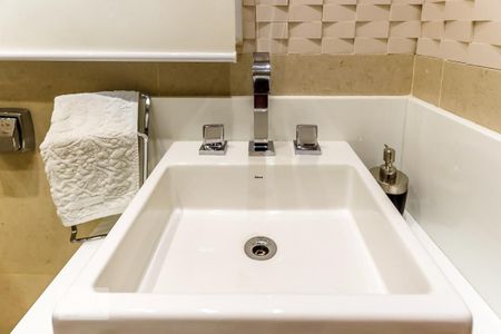 Casa à venda com 600m², 4 quartos e 4 vagas Casa à venda com 600m², 4 quartos e 4 vagasBanheiro do Escritório