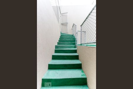 Casa à venda com 600m², 4 quartos e 4 vagas Casa à venda com 600m², 4 quartos e 4 vagasEscadas Externas