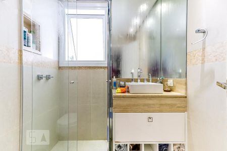 Casa à venda com 600m², 4 quartos e 4 vagas Casa à venda com 600m², 4 quartos e 4 vagasBanheiro da Suíte 3