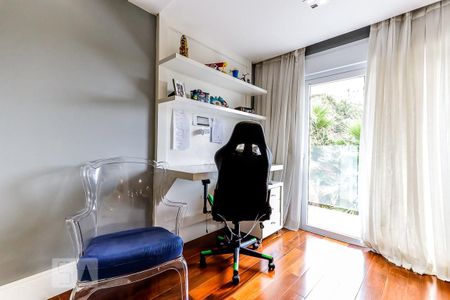 Casa à venda com 600m², 4 quartos e 4 vagas Casa à venda com 600m², 4 quartos e 4 vagasSuíte 2