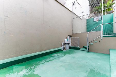 Casa à venda com 600m², 4 quartos e 4 vagas Casa à venda com 600m², 4 quartos e 4 vagasPlayground