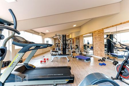 Casa à venda com 600m², 4 quartos e 4 vagas Casa à venda com 600m², 4 quartos e 4 vagasAcademia