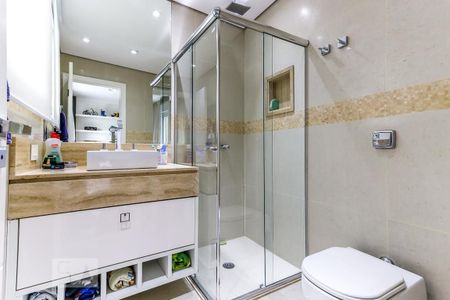 Casa à venda com 600m², 4 quartos e 4 vagas Casa à venda com 600m², 4 quartos e 4 vagasBanheiro da Suíte 2