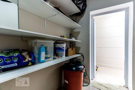 Casa à venda com 600m², 4 quartos e 4 vagas Casa à venda com 600m², 4 quartos e 4 vagasQuarto de Serviço