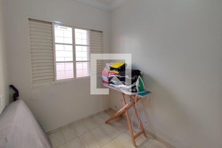 Casa à venda com 200m², 5 quartos e 5 vagasCasa fundo - Quarto 3