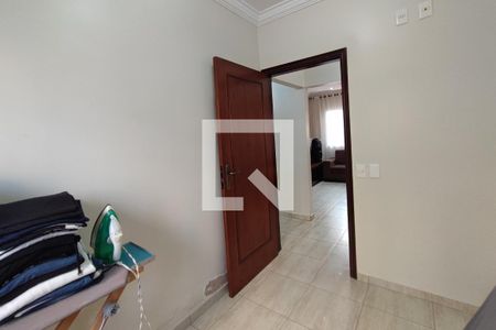 Casa à venda com 200m², 5 quartos e 5 vagasCasa fundo - Quarto 3