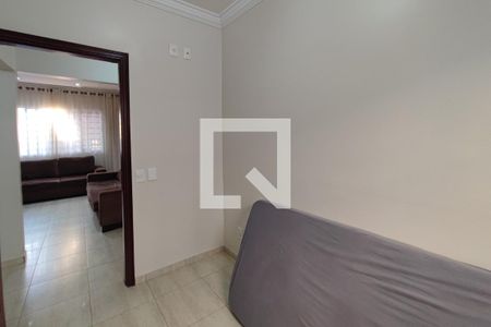 Casa à venda com 200m², 5 quartos e 5 vagasCasa fundo - Quarto 3