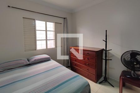 Casa à venda com 200m², 5 quartos e 5 vagasCasa fundo - Quarto 2