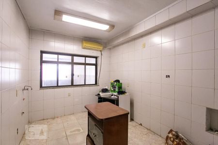 Casa à venda com 360m², 4 quartos e 1 vagaEscritório