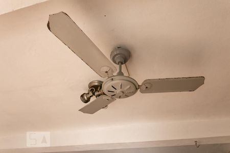 Casa à venda com 360m², 4 quartos e 1 vagaDetalhe