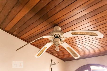 Casa à venda com 360m², 4 quartos e 1 vagaDetalhe