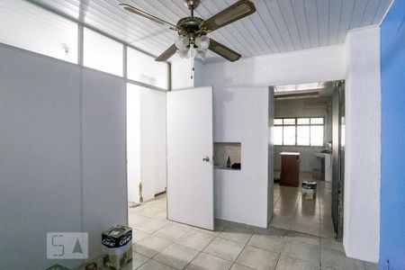 Casa à venda com 360m², 4 quartos e 1 vagaEscritório