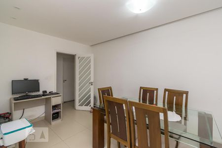 Sala de apartamento para alugar com 3 quartos, 100m² em Penha Circular, Rio de Janeiro