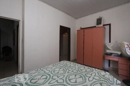 Casa à venda com 450m², 3 quartos e 3 vagasQUARTO 1 SALA EDICULA