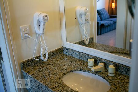 Studio à venda com 40m², 1 quarto e 1 vaga Studio à venda com 40m², 1 quarto e 1 vagaBanheiro