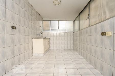 Apartamento à venda com 90m², 2 quartos e sem vaga Apartamento à venda com 90m², 2 quartos e sem vagaCozinha