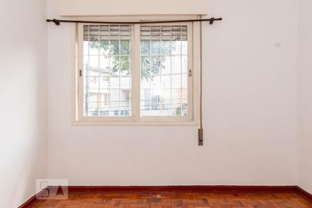 Casa à venda com 190m², 3 quartos e 3 vagas Casa à venda com 190m², 3 quartos e 3 vagasQuarto 2