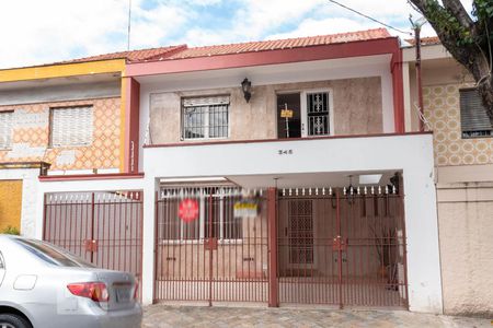 Casa à venda com 190m², 3 quartos e 3 vagas Casa à venda com 190m², 3 quartos e 3 vagasFachada