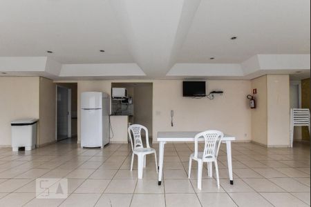 Apartamento à venda com 62m², 3 quartos e 1 vaga Apartamento à venda com 62m², 3 quartos e 1 vagaÁrea Comum