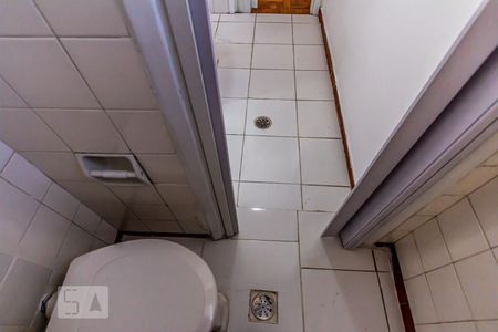 Apartamento para alugar com 87m², 2 quartos e sem vaga Apartamento para alugar com 87m², 2 quartos e sem vagaBanheiro de serviço