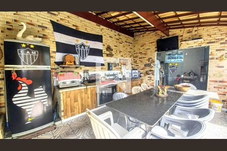 Casa à venda com 290m², 4 quartos e 3 vagas