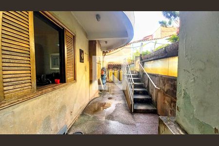 Casa à venda com 290m², 4 quartos e 3 vagas