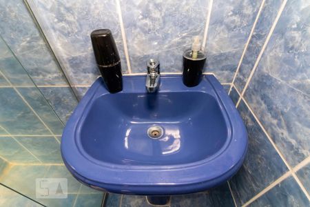 Casa à venda com 120m², 4 quartos e 2 vagasPia do Banheiro 1