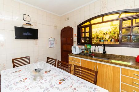 Casa à venda com 120m², 4 quartos e 2 vagasCozinha