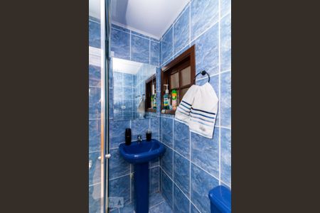 Casa à venda com 120m², 4 quartos e 2 vagasBanheiro 1