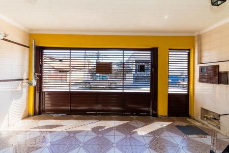 Casa à venda com 120m², 4 quartos e 2 vagasGaragem