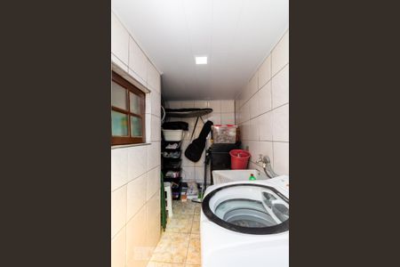 Casa à venda com 120m², 4 quartos e 2 vagasÁrea de Serviço 2