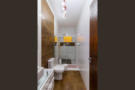 Casa à venda com 120m², 4 quartos e 2 vagasBanheiro 2