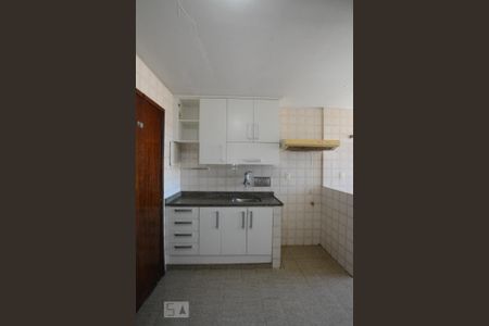 Apartamento à venda com 69m², 2 quartos e 1 vagaCozinha