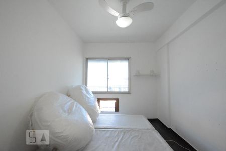 Apartamento à venda com 69m², 2 quartos e 1 vagaQuarto 2