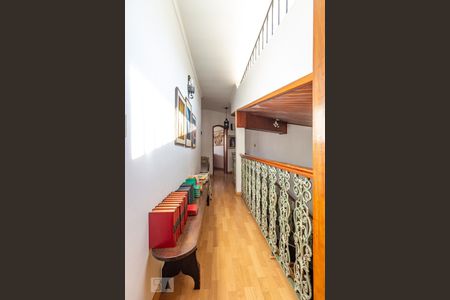 Casa à venda com 156m², 3 quartos e 1 vaga Casa à venda com 156m², 3 quartos e 1 vagaCorredor