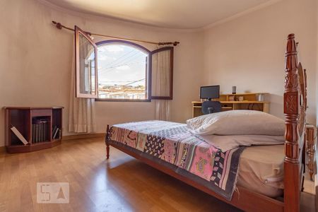 Casa à venda com 156m², 3 quartos e 1 vaga Casa à venda com 156m², 3 quartos e 1 vagaQuarto Suíte