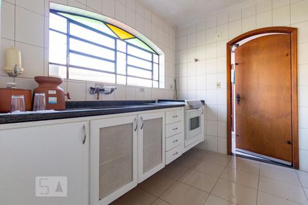 Casa à venda com 156m², 3 quartos e 1 vaga Casa à venda com 156m², 3 quartos e 1 vagaCozinha