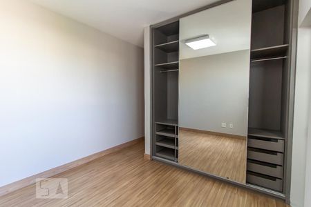 Apartamento à venda com 147m², 4 quartos e 3 vagasSuíte 2