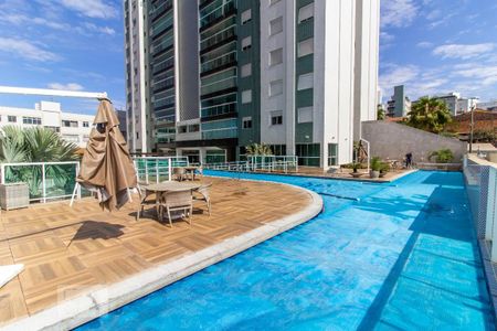 Apartamento à venda com 147m², 4 quartos e 3 vagasÁrea comum - Piscina
