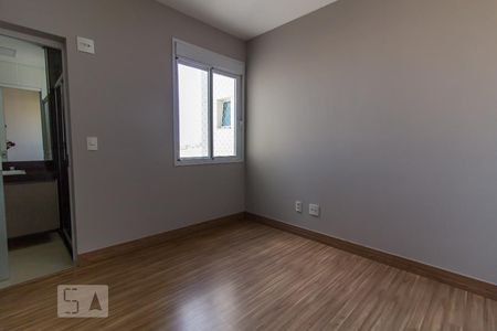 Apartamento à venda com 147m², 4 quartos e 3 vagasSuíte 2