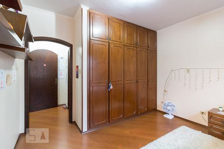 Casa à venda com 431m², 4 quartos e 5 vagasQuarto 3 suíte