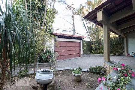 Casa à venda com 431m², 4 quartos e 5 vagasGaragem e quintal