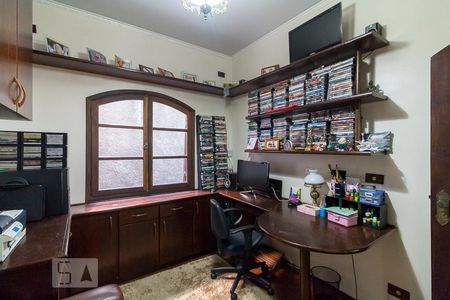 Casa à venda com 431m², 4 quartos e 5 vagasEscritório