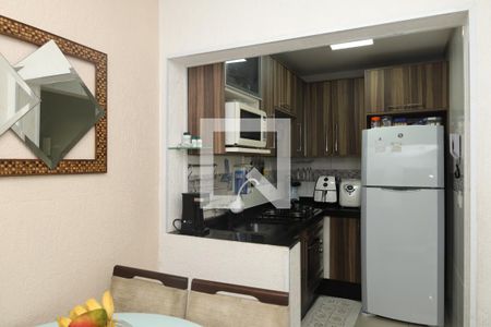 Casa de condomínio à venda com 83m², 3 quartos e 2 vagasCozinha