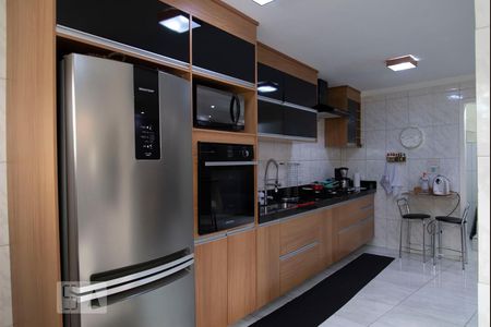 Casa à venda com 216m², 3 quartos e 3 vagasCozinha